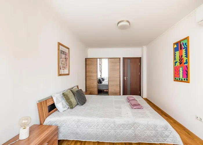 Matisse Hotflat