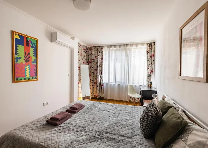 Matisse Hotflat
